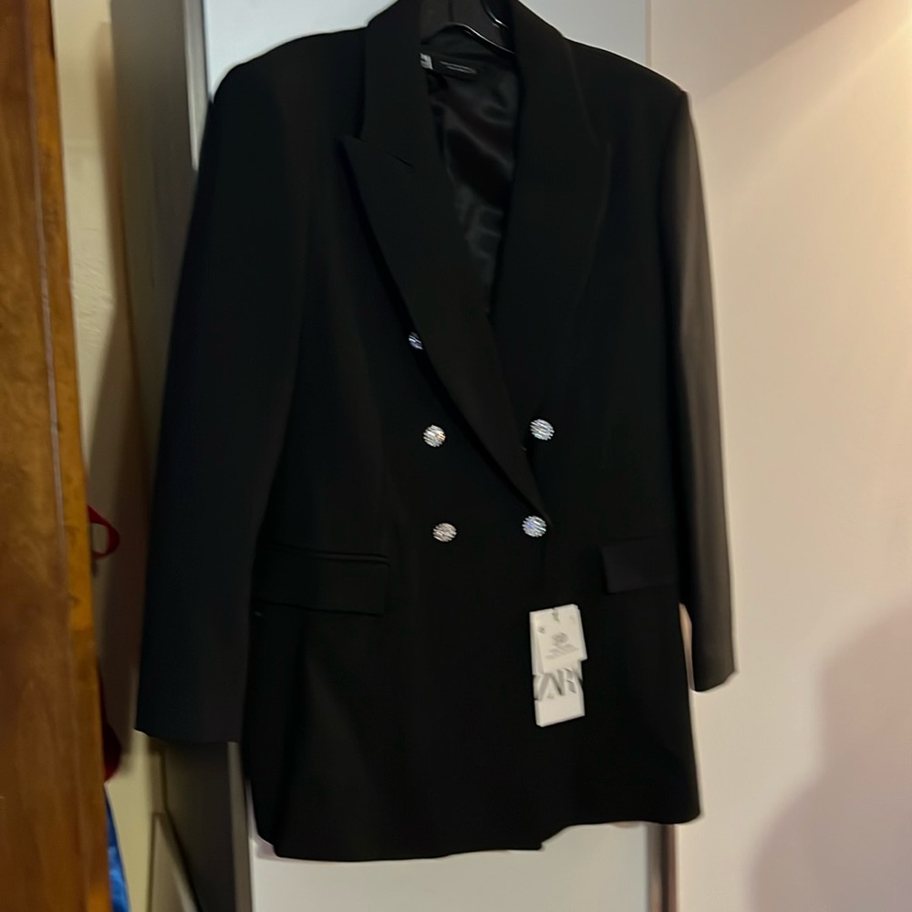 BNWT Ladies ZARA crystal button Blazer